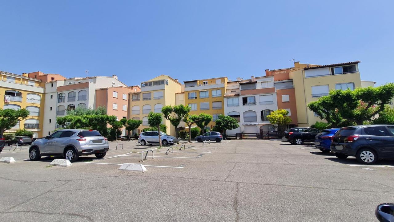 Appartement Cap D'Agde Plage Du Mole Екстериор снимка